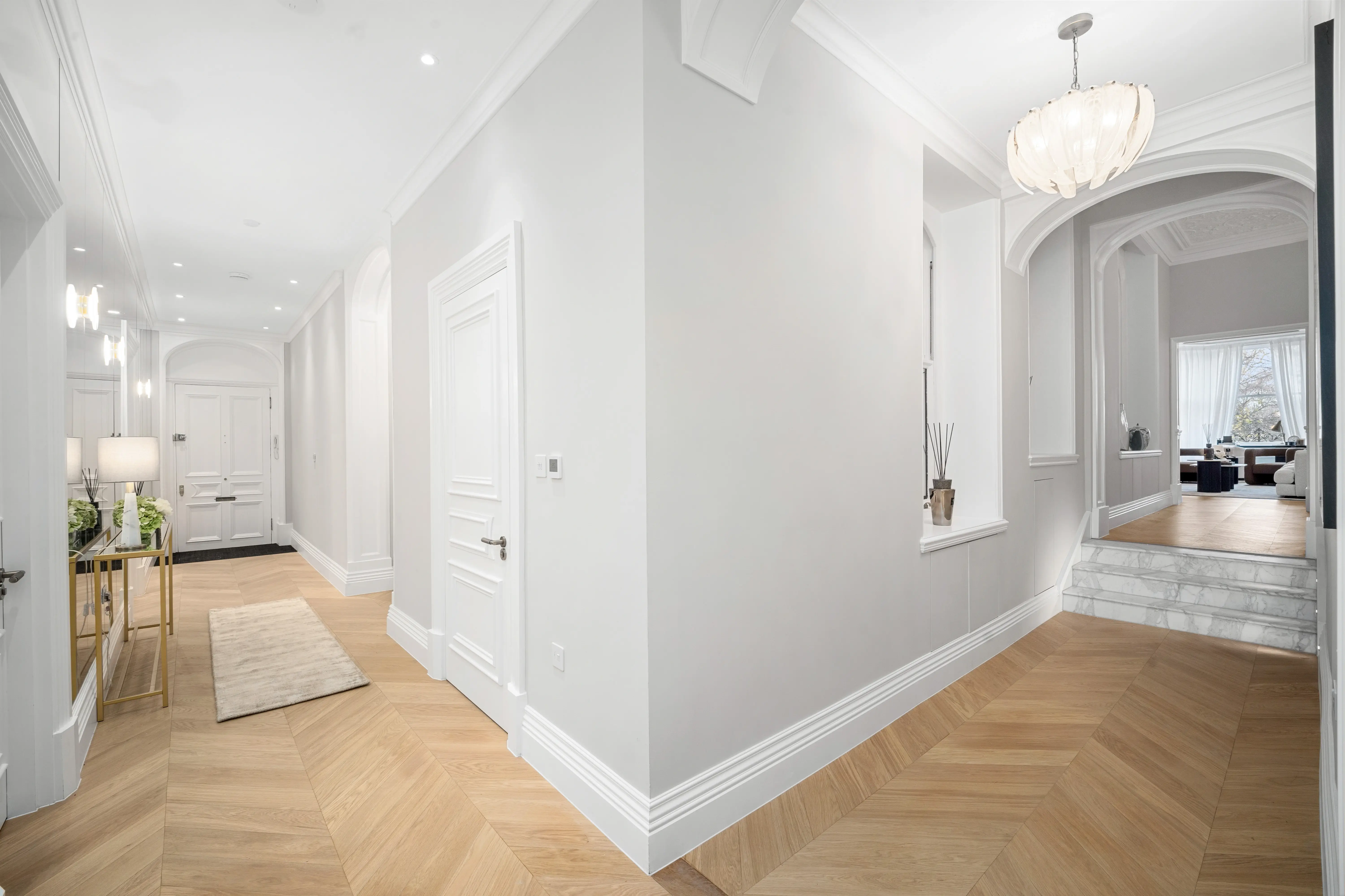 Wellington Court, image 31